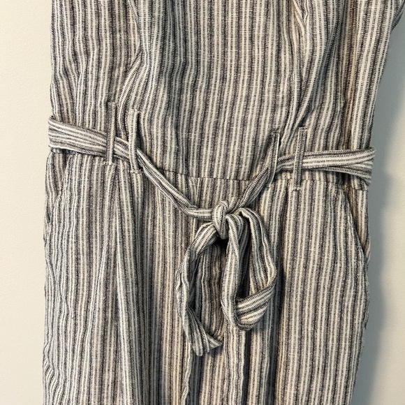 AE striped jumpsuit | Size small | Like new - Picture 3 of 4